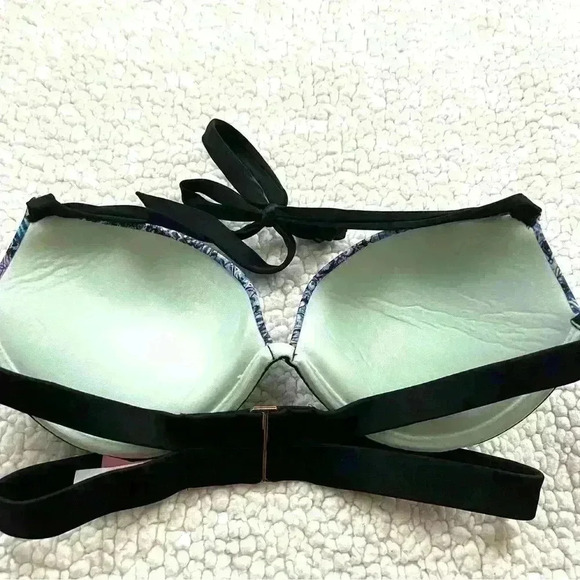 Victoria's Secret Hottie Halter Geometric Padded Double Strap Bikini Top Size34D - Picture 9 of 12